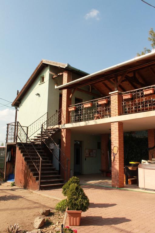 Tenisz Apartment 韦切什 客房 照片