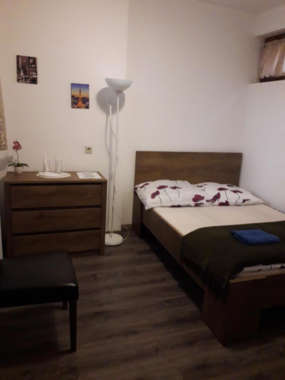 Tenisz Apartment 韦切什 外观 照片